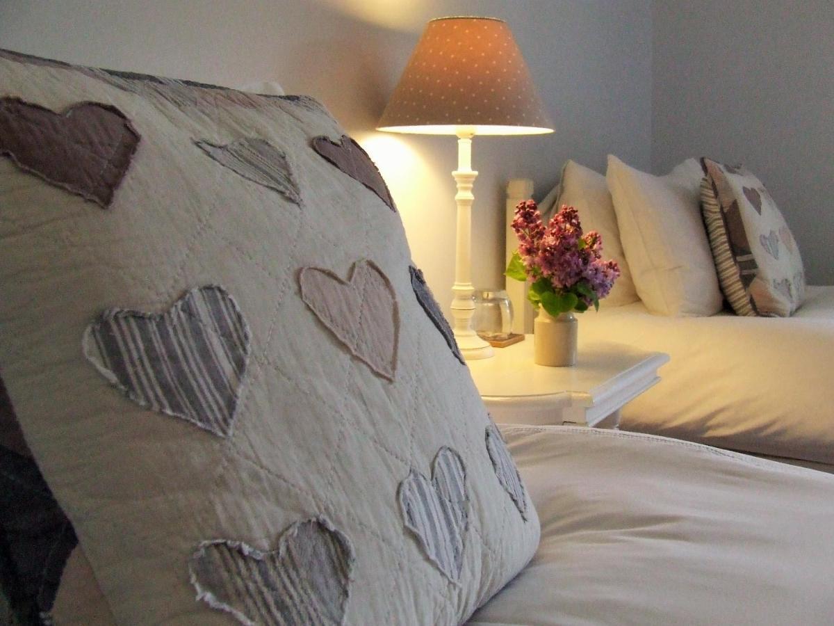 Lobhill Farmhouse Bed And Breakfast And Self Catering Accommodation Okehampton Exterior foto