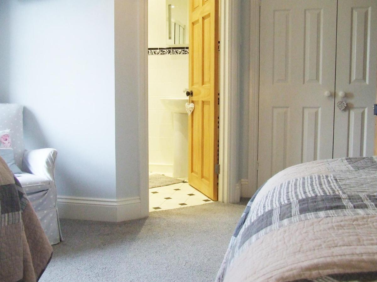 Lobhill Farmhouse Bed And Breakfast And Self Catering Accommodation Okehampton Exterior foto