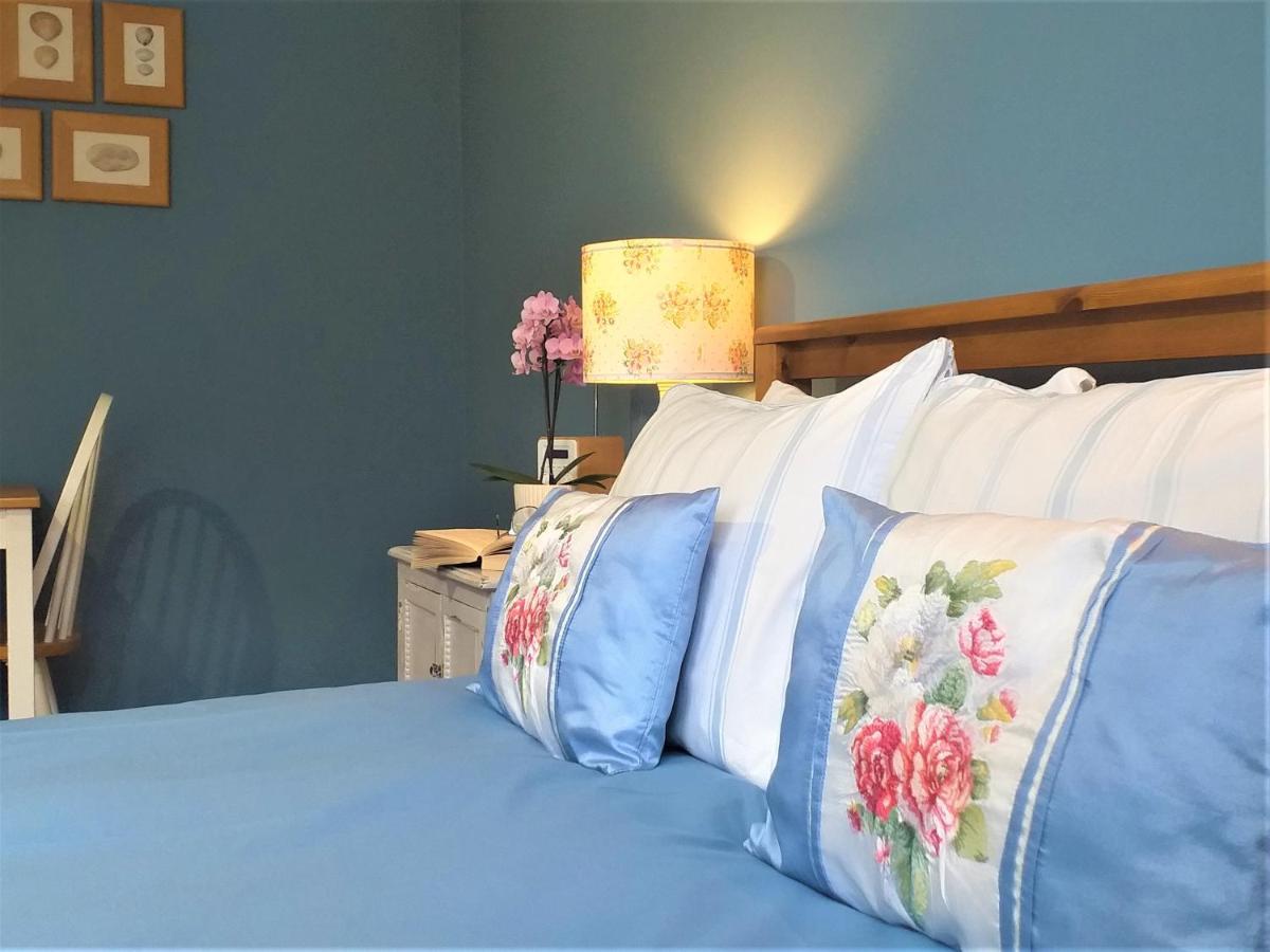 Lobhill Farmhouse Bed And Breakfast And Self Catering Accommodation Okehampton Exterior foto