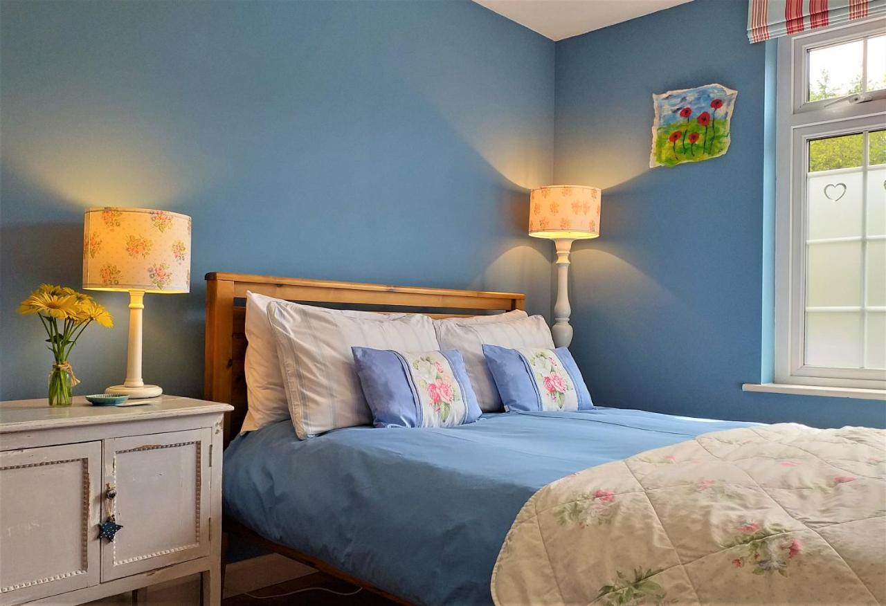 Lobhill Farmhouse Bed And Breakfast And Self Catering Accommodation Okehampton Exterior foto